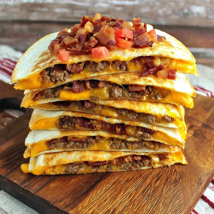 Mouthwatering Bacon Cheeseburger Quesadillas